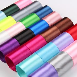 Double-faced satin ribbon