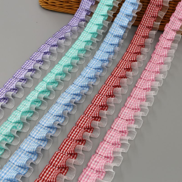 Pleated lace