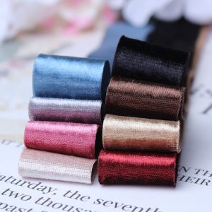 Overlocked velvet ribbon