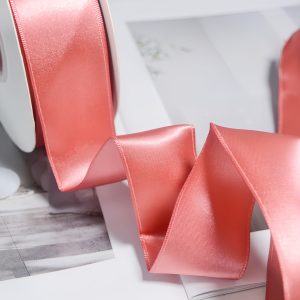 Double-faced satin wire-edge ribbon