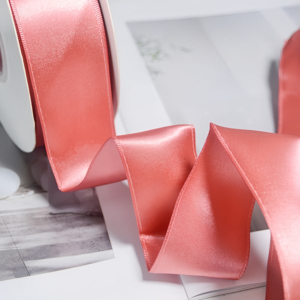 Double-faced satin wire-edge ribbon