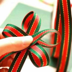 Color woven ribbon