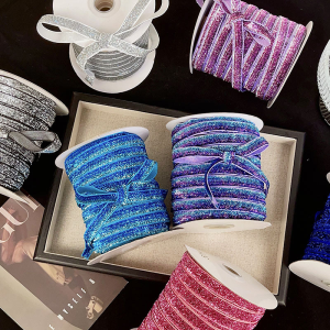 Metallic-velvet ribbon